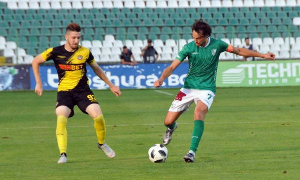 Мартин Райнов няма да играе в Левски - остава в Берое
