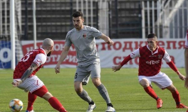 Локо Пловдив разгроми тим от Втора лига в контрола (видео)