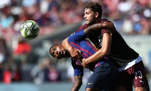 Късен гол носи победата на Милан над Барса