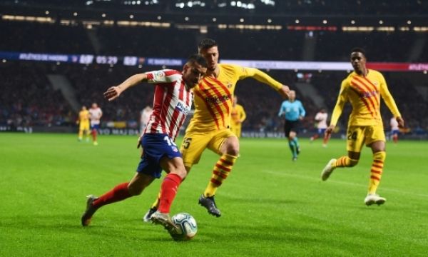 Късен гол носи победата на Барса в дербито с Атлетико
