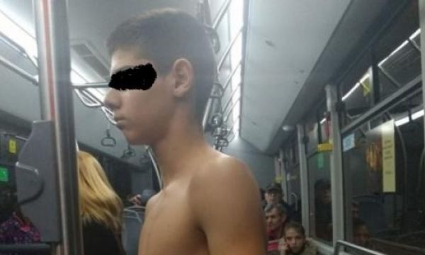 Ултраси на Левски съблякоха дете с екип на ЦСКА в автобус