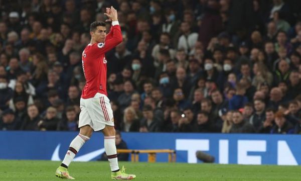 Невил: Роналдо спечели мача с Тотнъм