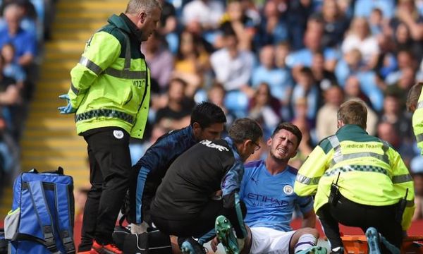 Лапорт претърпя операция на менискуса