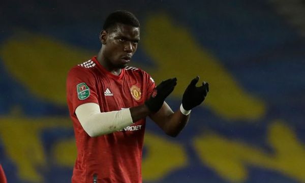 Невил: Срамота е, че Погба не попада в състава на Ман Юнайтед