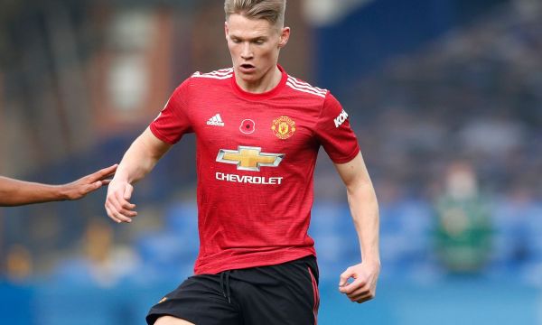 Мактоминей: Няма място за паника