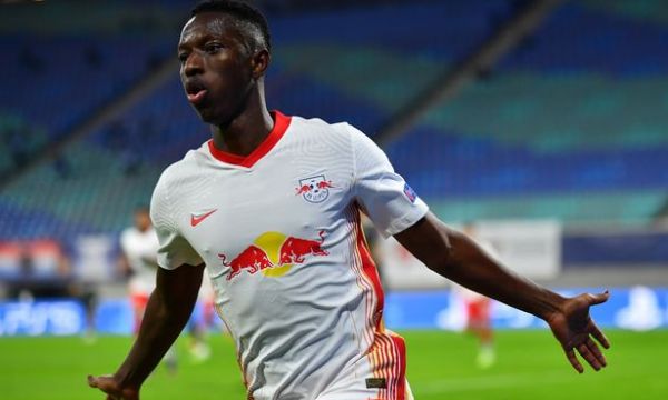   Ман Юнайтед се обърна към РБ Лайпциг за Хайдара