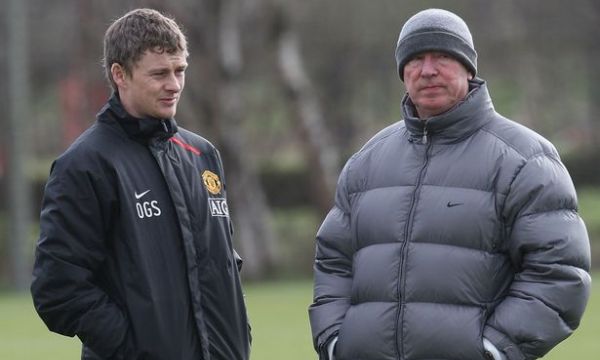 Сър Алекс посети базата на Юнайтед преди мача с Ливърпул 