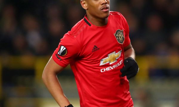 Марсиал стана жертва на расистки атаки