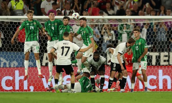 Германия донесе малко радост на феновете си, Словакия с важни 3 точки