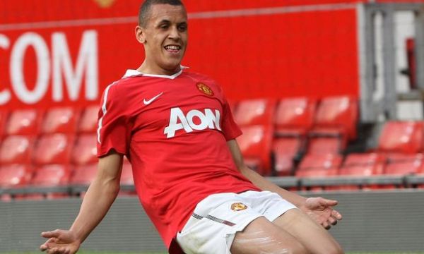 Морисън разказа как е крал обувки от съблекалнята на Ман Юнайтед