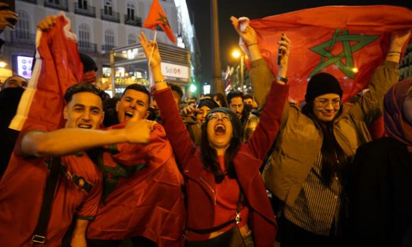Марокански фенове празнуваха по улиците на европейски градове
