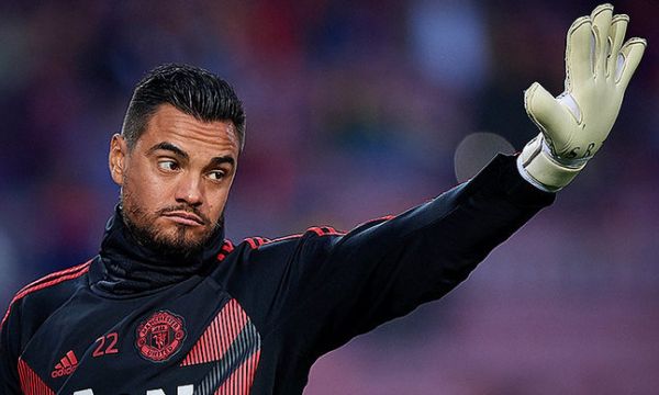 Ман Юнайтед може да се раздели с четирима през януари