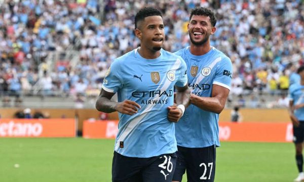 Сити отхвърли 42 милиона от Тотнъм за Савиньо