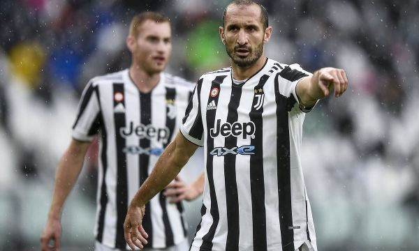 Късен гол донесе победата на Юве в дербито с Торино (видео)
