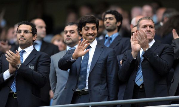 Заподозряха собственика на Ман Сити в помощ за руски милиардери