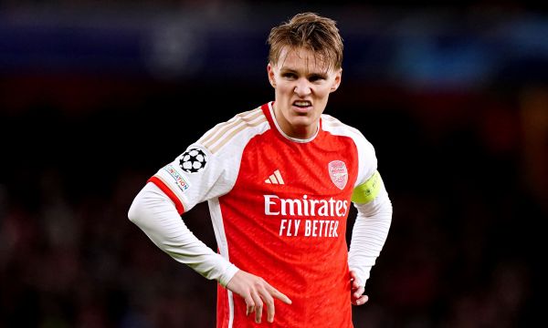 Форест и Арсенал без голове в Нотингам