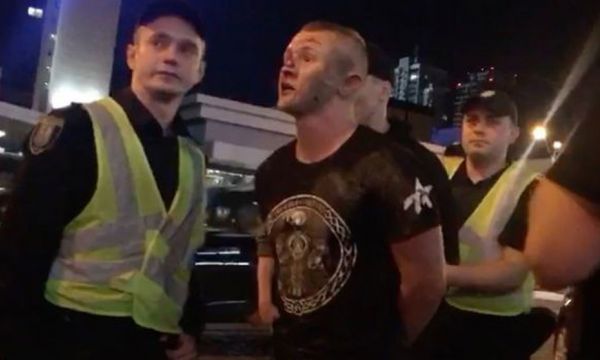 Украински хулигани нападнаха фенове на Ливърпул 