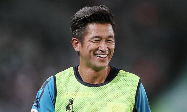 52-годишният Миура ще проведе 35-ти сезон в кариерата