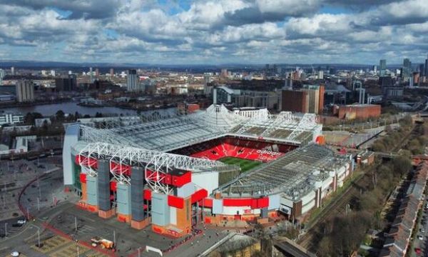  Ман Юнайтед се отказва от пълен ремонт на 