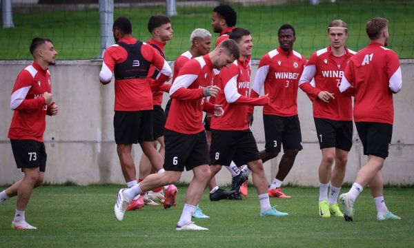 ЦСКА ще опита да се раздели с Киъм Купър