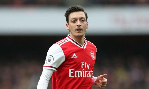 Йозил чувства, че не играе заради Китай