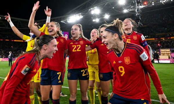 Федерацията на Испания се обърна към женския национален отбор