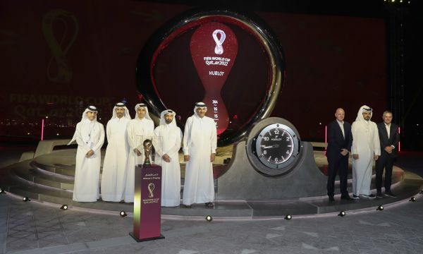 В Катар пуснаха часовник, отброяващ времето до Мондиал 2022
