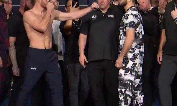 Махачев и Мадалена проведоха последна битка на погледите преди боя