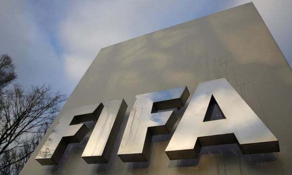 ФИФА замрази членството на Конго и Пакистан