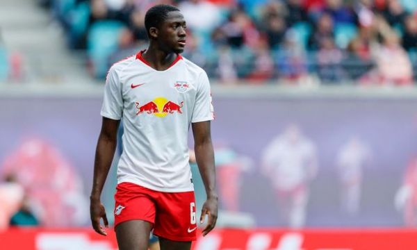 Ман Юнайтед се интересува от защитник на РБ Лайпциг