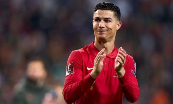   Роналдо реагира на критиките на Рууни