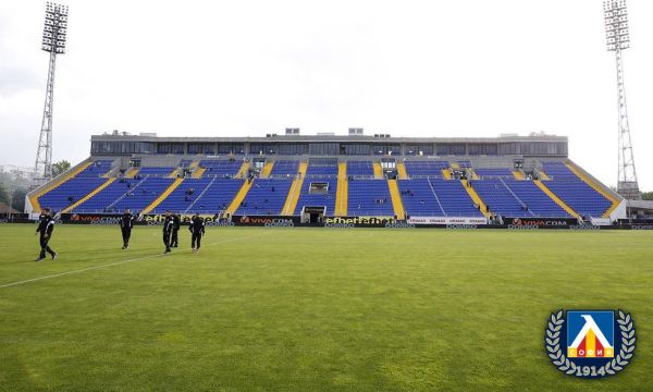 Левски почете със снимки и имена легендарните си треньори на стадиона (видео)