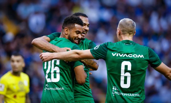 Лудогорец капитулира пред Левски