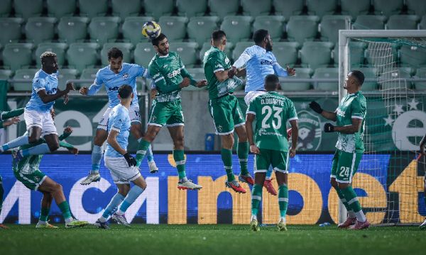 И Лудогорец не се възползва от загубата на Левски