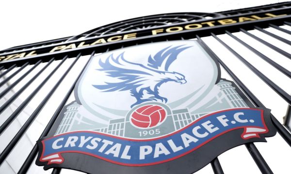 22-годишно испанско крило се присъединява към Палас