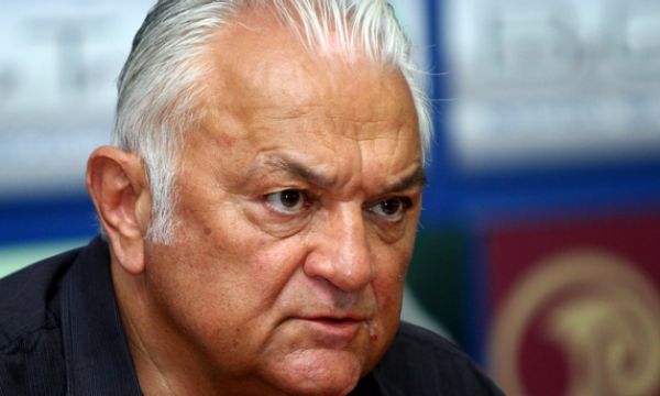 Сашо Диков носи акциите на Левски, не знае дали Бойко Борисов ще ги вземе