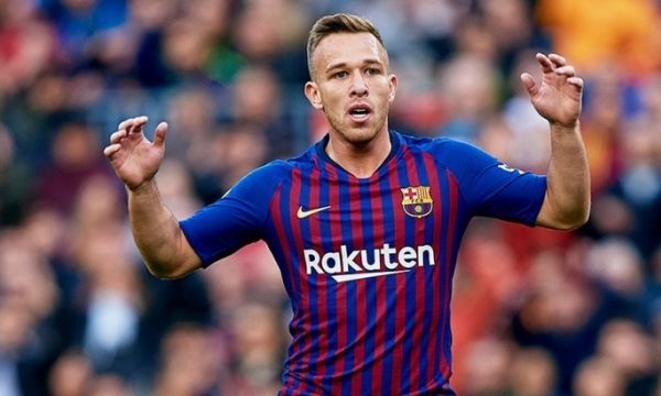 Барселона потвърди трансфера на Артур в Ювентус