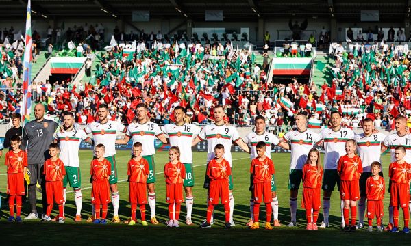 България се нареди между Конго и Оман в ранглистата на ФИФА