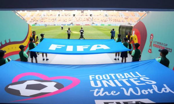Националните лиги обвиниха ФИФА
