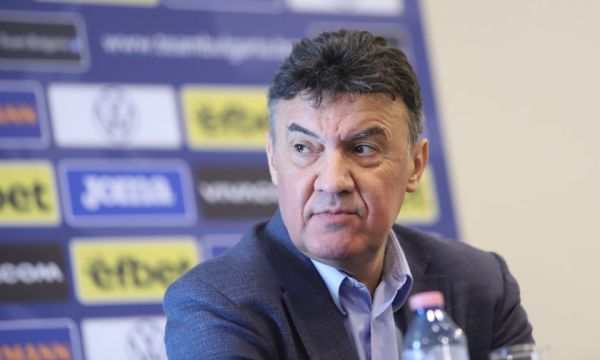 Божинов подкрепи Боби Михайлов 