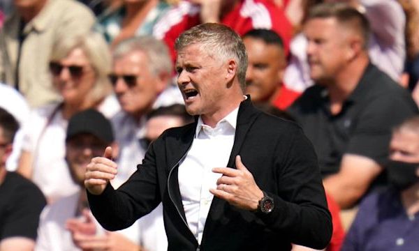 Солскяер: Футболът не бива да се превръща в ръгби