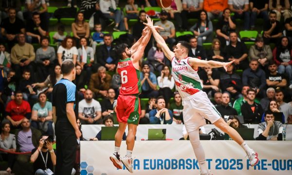 Българските баскетболисти победиха Португалия в Ботевград