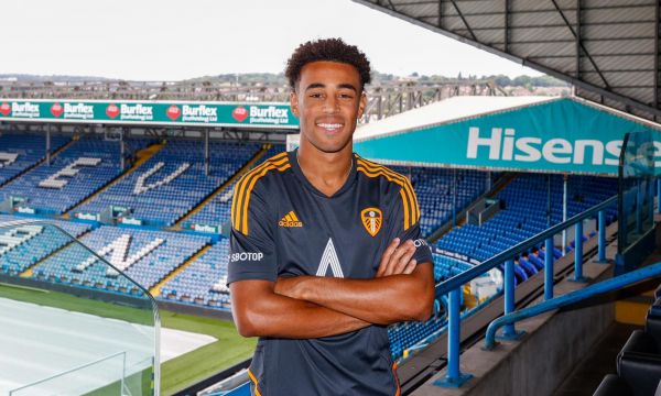 Ман Юнайтед се интересува от Адамс