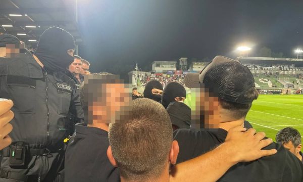 Скрито от медиите: БФС прати полиция на фенове на Черно море заради тяхната позиция