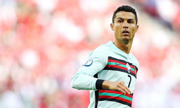  Роналдо не може да получи 