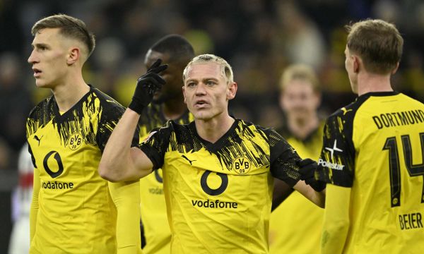 Дортмунд и Щутгарт си размениха по 3 гола, Леверкузен с победа (видео)