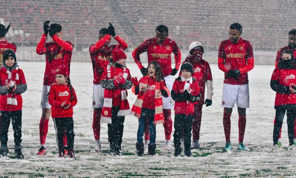 Отложиха ЦСКА - Етър с един час