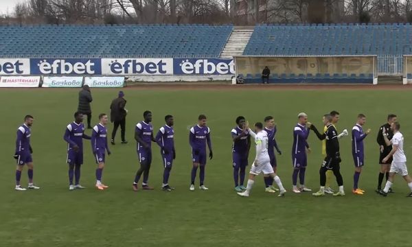 Етър също с победа срещу тим от Втора лига