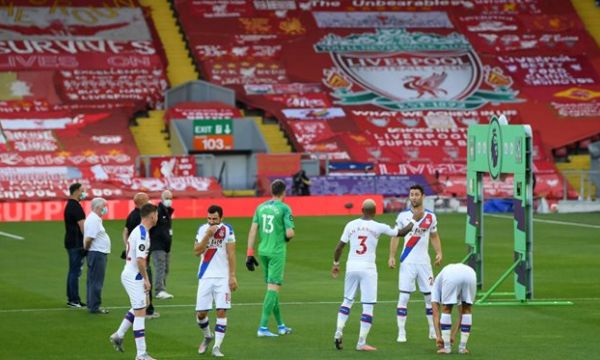 Кристъл Палас установи антирекорд в мача с Ливърпул