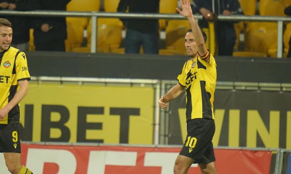 Спартак Варна игра добре, но Ботев Пловдив продължава напред за Купата